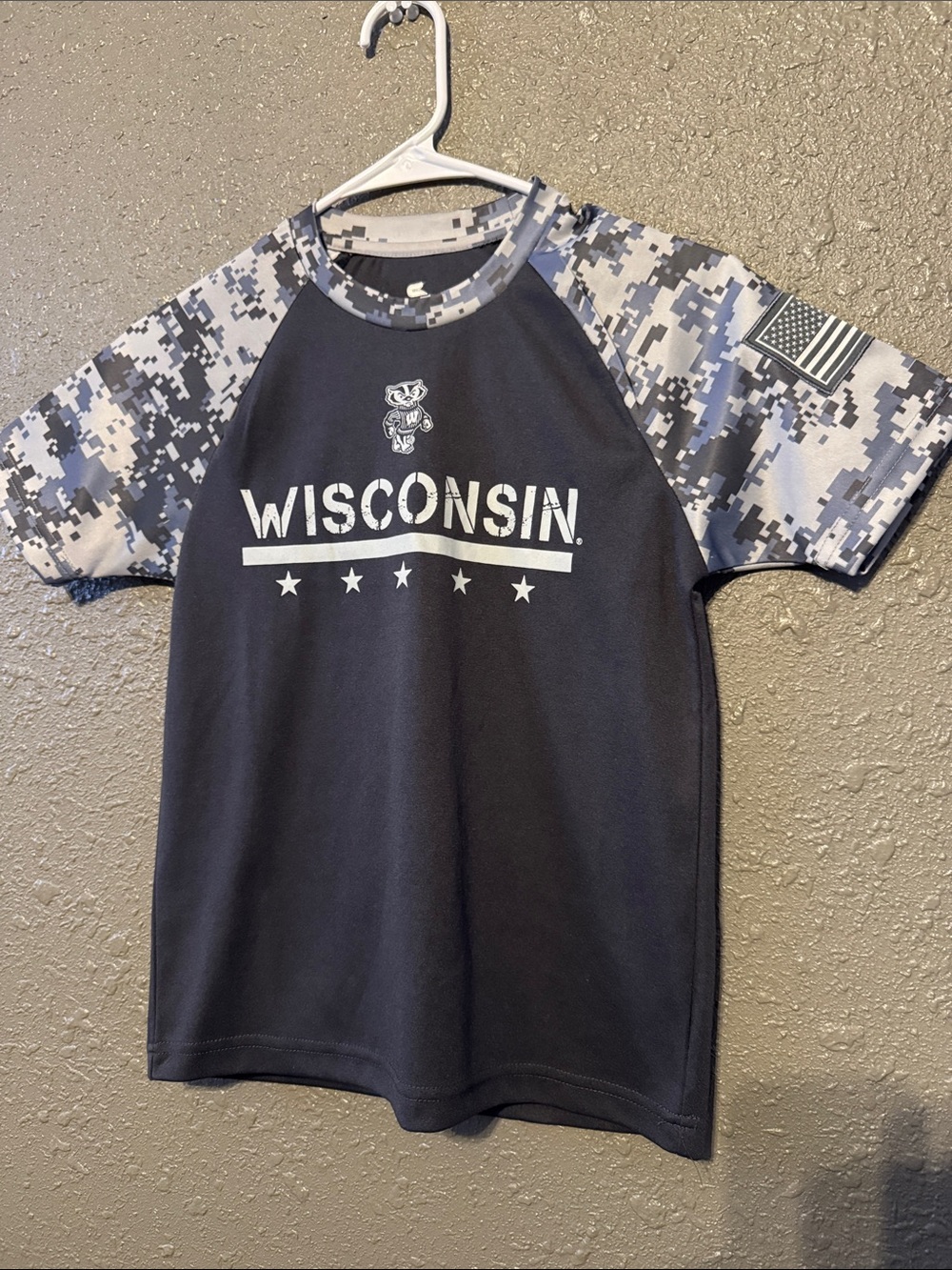 Colosseum Wisconsin Black Tee with Gray Camo Sleeves